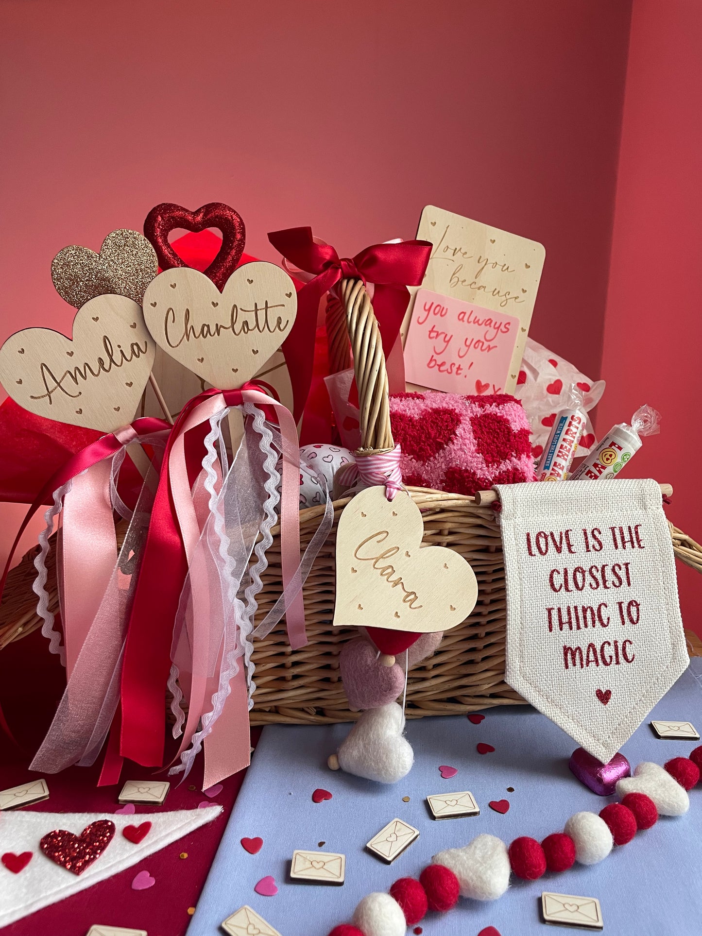 FIVER FRIDAY - Heart gift tags