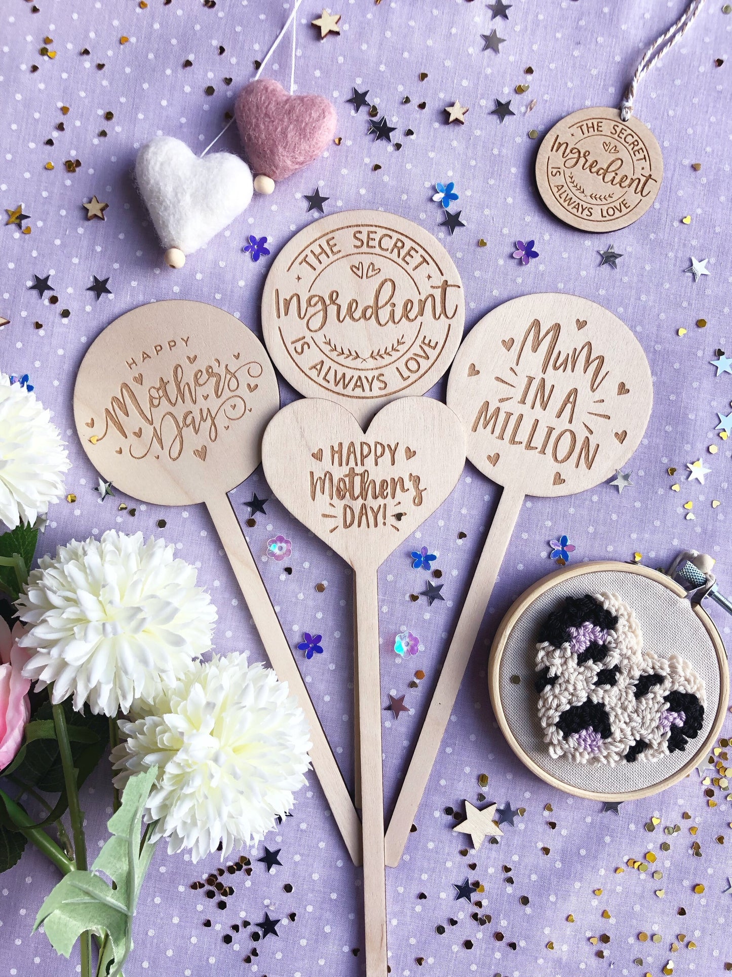 Flower Ornament / Gift Prop
