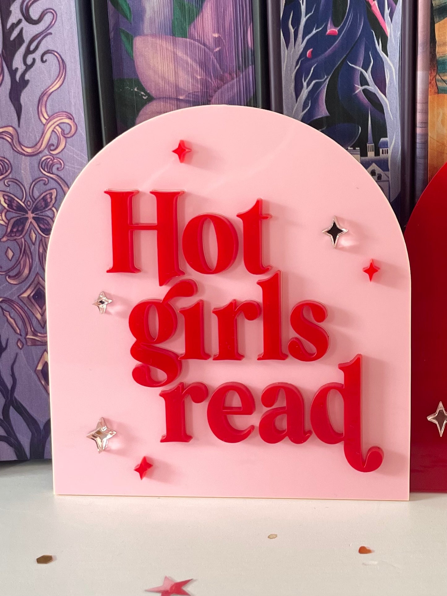Hot Girls Read ♥️