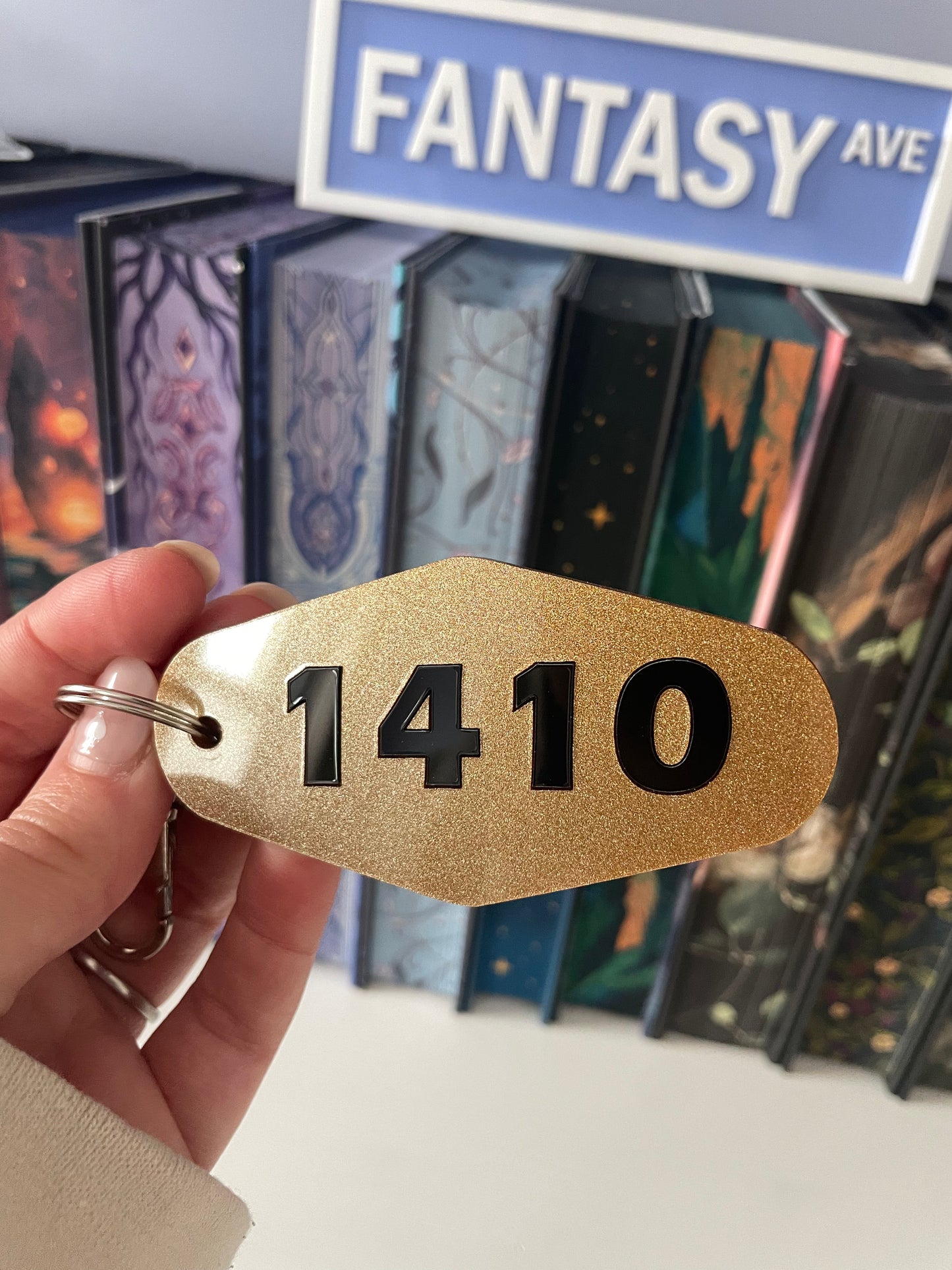 1410 Keyring - Isidora