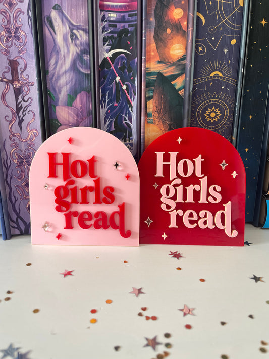 Hot Girls Read ♥️
